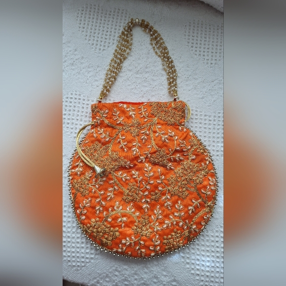 Elegant Orange Embroidered Women\'s Bag